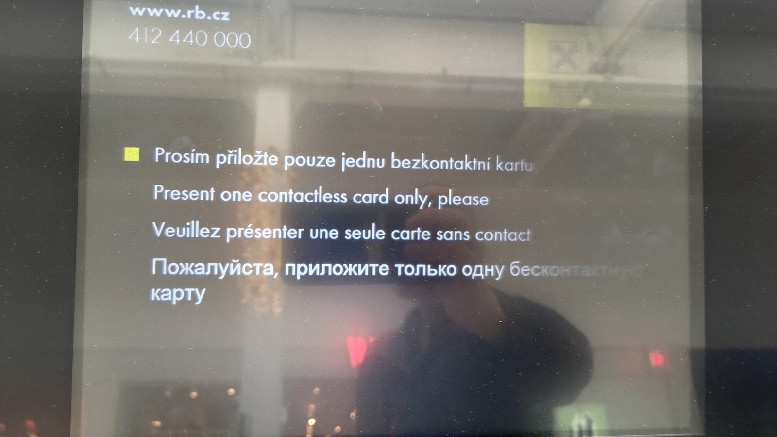 ATM Raiffeisenbank, chybové hlášení. Xiaomi Mi Smart Band 6 NFC (13. 11. 2021)