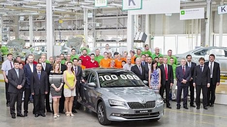 Náhledový obrázek - Škoda vyrobila už 100 tisíc Superbů třetí generace