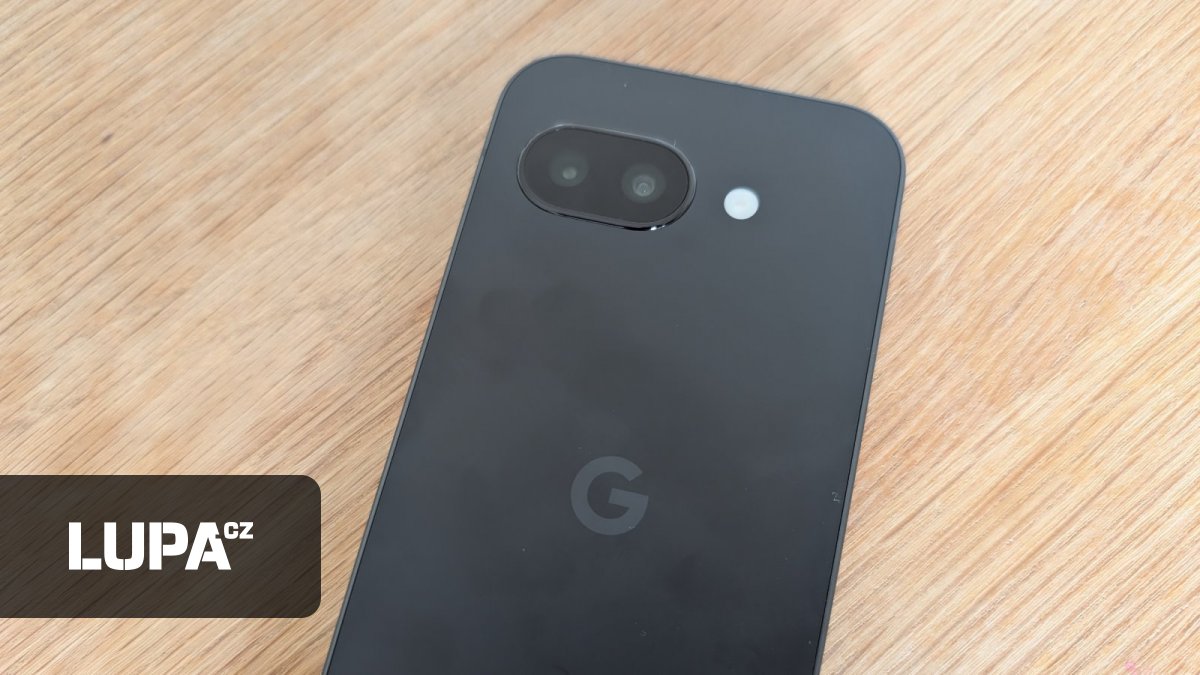 Telefony Pixel od Googlu se u nás zatím prodávají málo, pomoci může atraktivní novinka