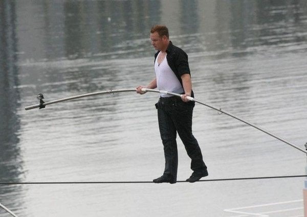2013-06-nik-wallenda-3.jpg