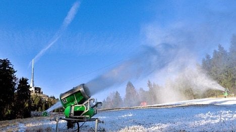 Náhledový obrázek - Slovenský miliardář Rattaj ovládne Ještěd. Liberec mu ho pronajme na 10 let