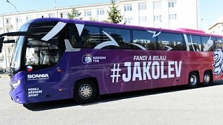 Náhledový obrázek - Oficiálním autobusem Českého hokeje se stala Scania