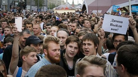 Náhledový obrázek - Kreml odmítá výzvy, aby propustil zatčené demonstranty