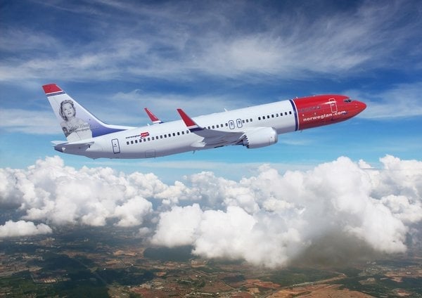 2013-06-norwegian-air-shuttle-2.jpg