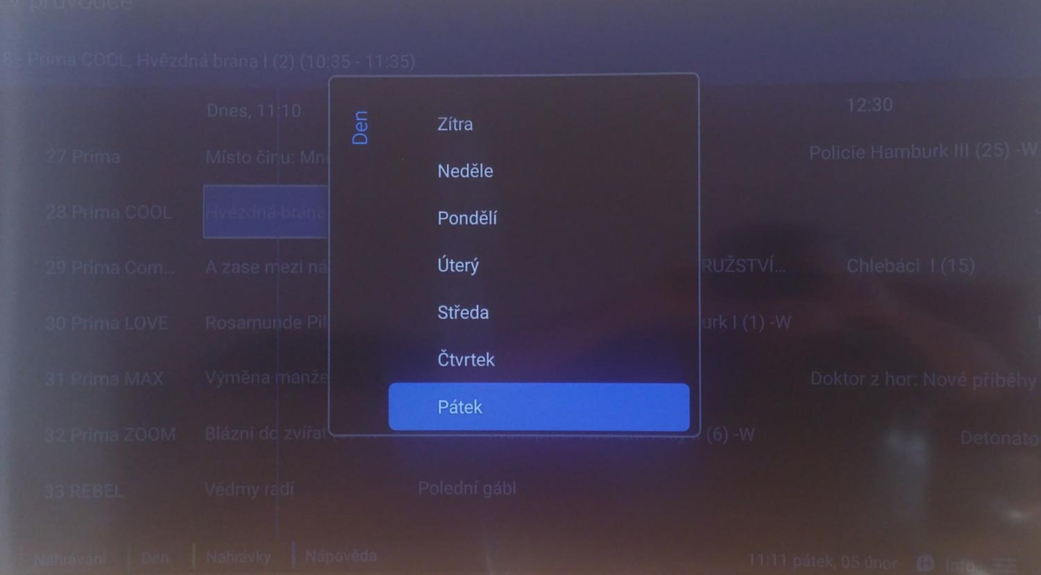EPG přes DVB-T - výběr dne přes tlačítko kontextového menu.