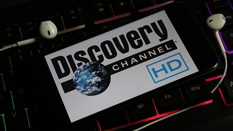 Náhledový obrázek - Hozená rukavice pro Netflix a spol. AT&T spojí divizi WarnerMedia s Discovery, chce z nich udělat nového streamovacího obra