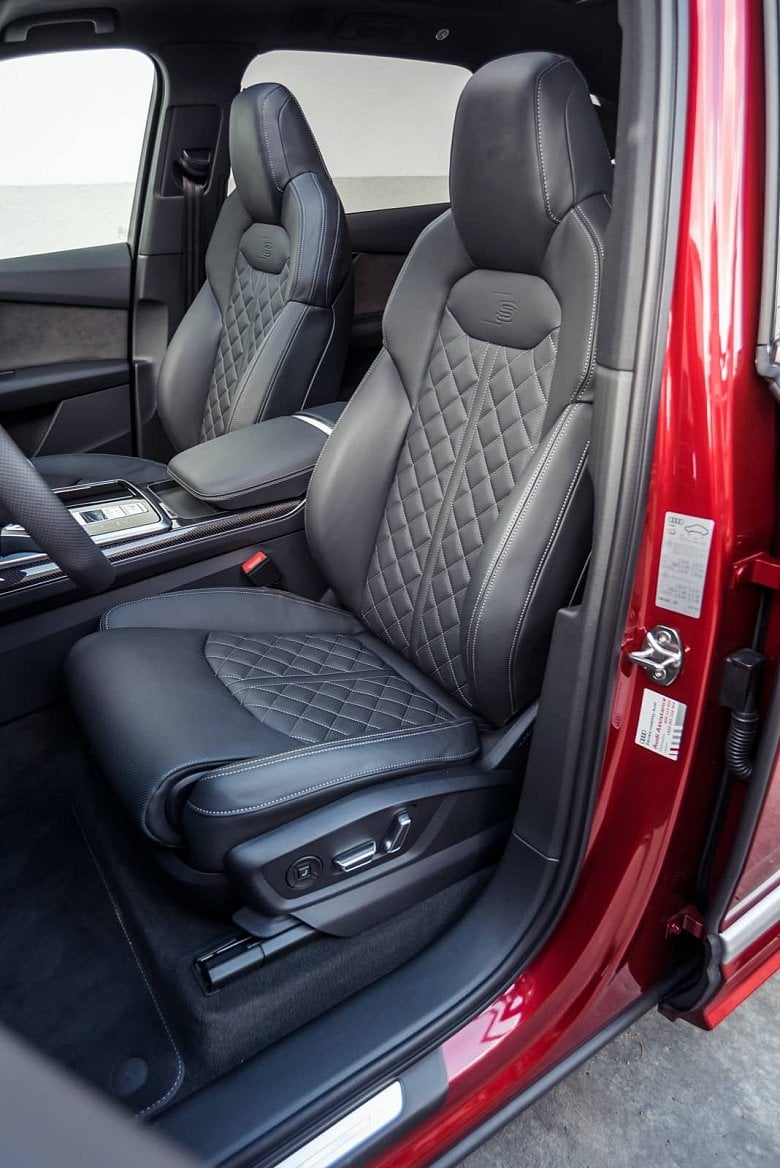 2019-11-Audi-SQ7-TDI-00014.jpg
