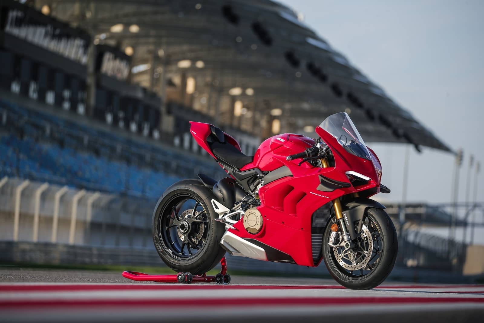 2020-05-DucatiPanigaleV4_057.jpg