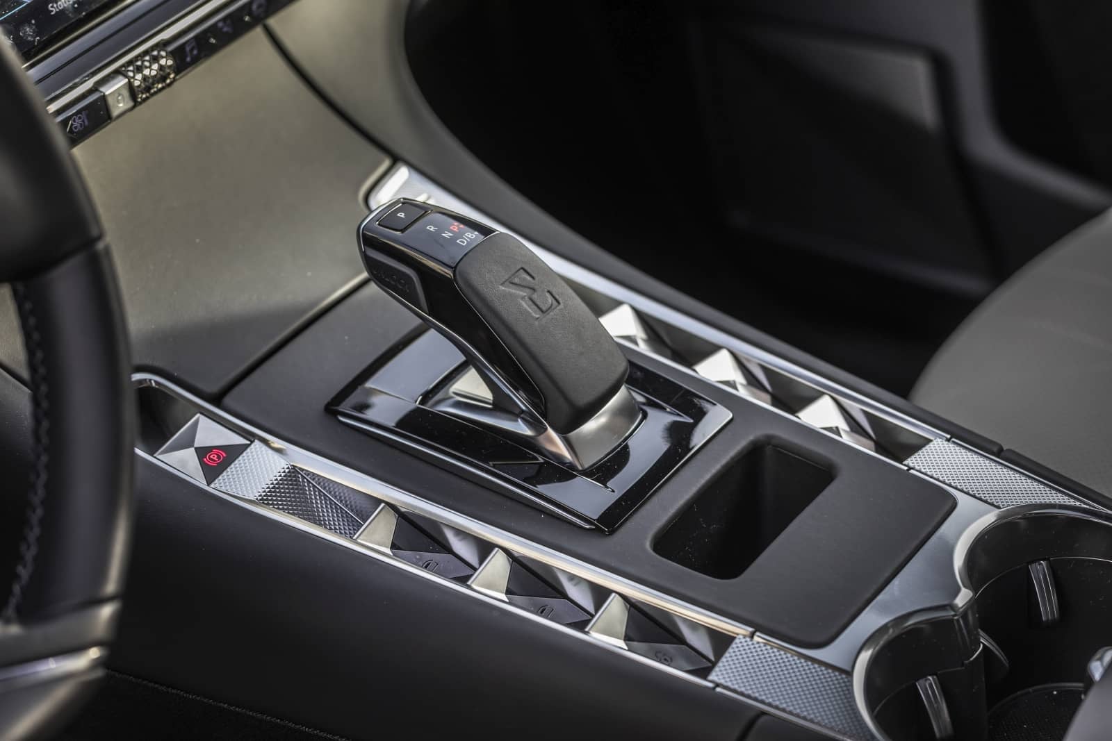 2020-05-aDMB2020_DS7-E-Tense-4500.jpg