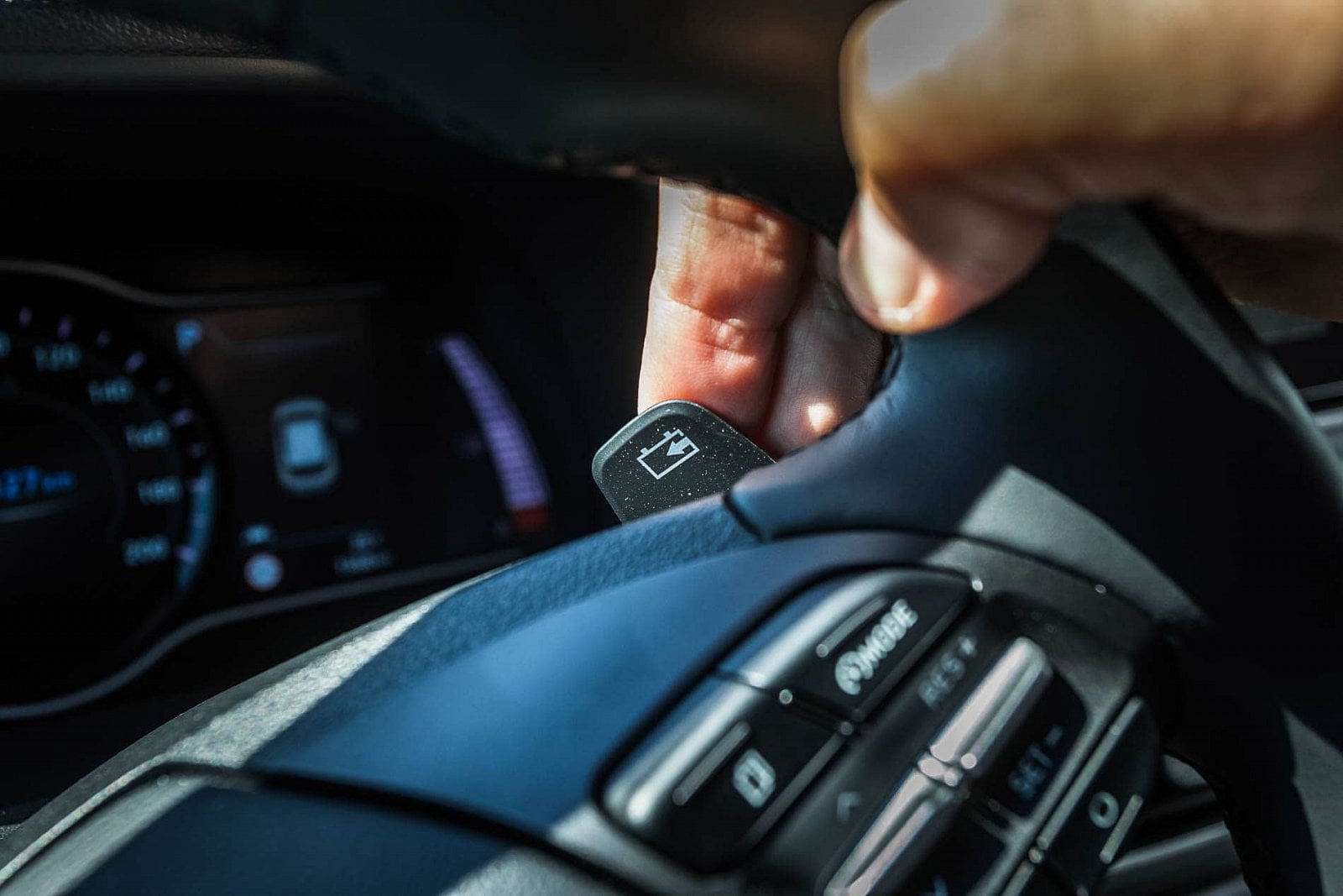 2020-09-aDMB2020_Hyundai-Kona-EV-3556.jpg