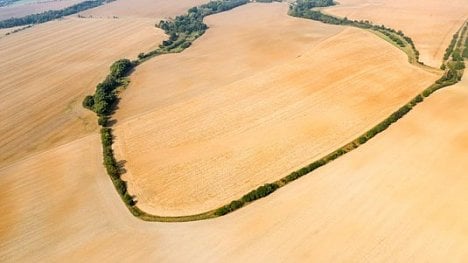 Náhledový obrázek - Komu patří Česko 2: Euro představuje 1000 největších majitelů pozemků