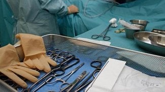 Náhledový obrázek - Unikátní implantát při operaci lebky