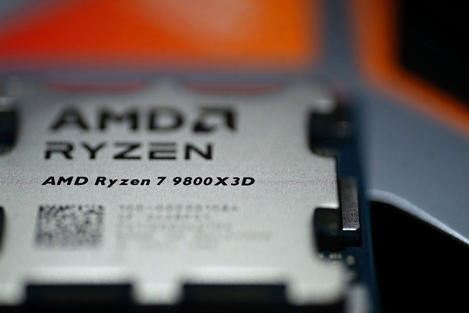AMD Ryzen 7 9800X3D
