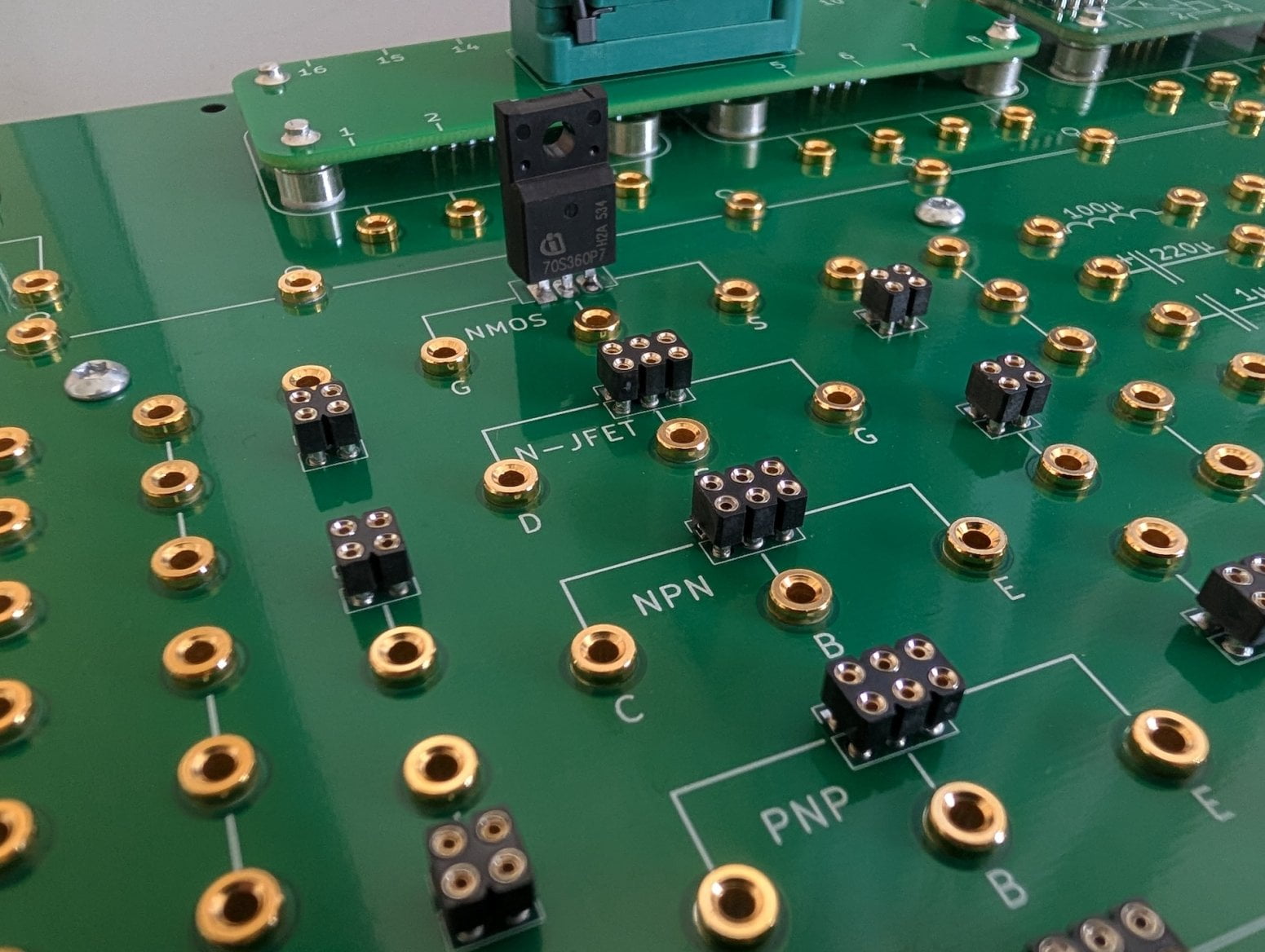 České edukační elektronické kity Eledu