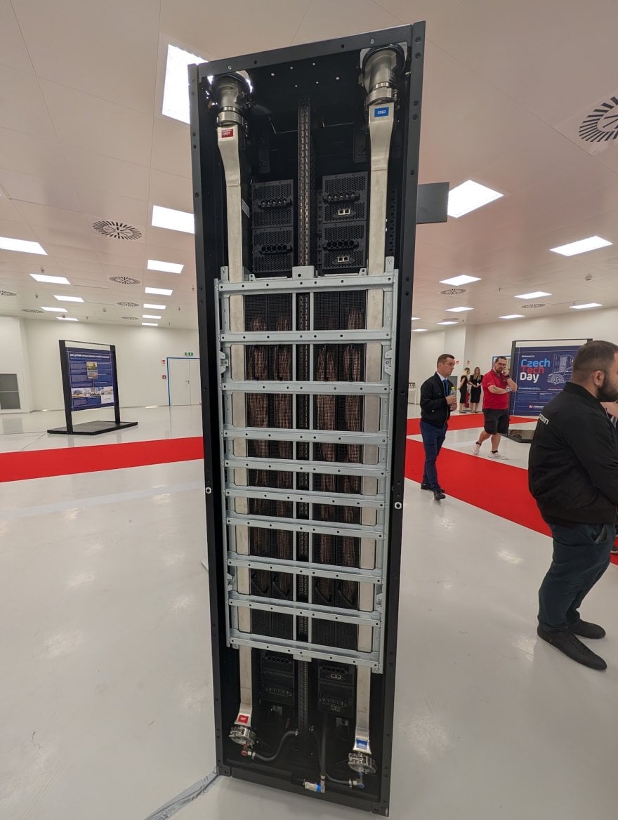 Servery a rack Nvidia Vera Rubin NVL72 od Foxconnu