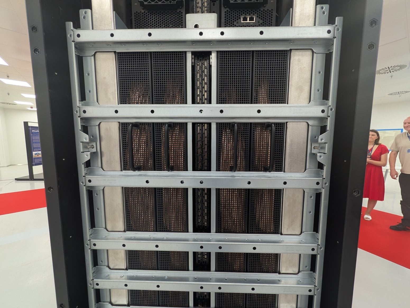 Servery a rack Nvidia Vera Rubin NVL72 od Foxconnu
