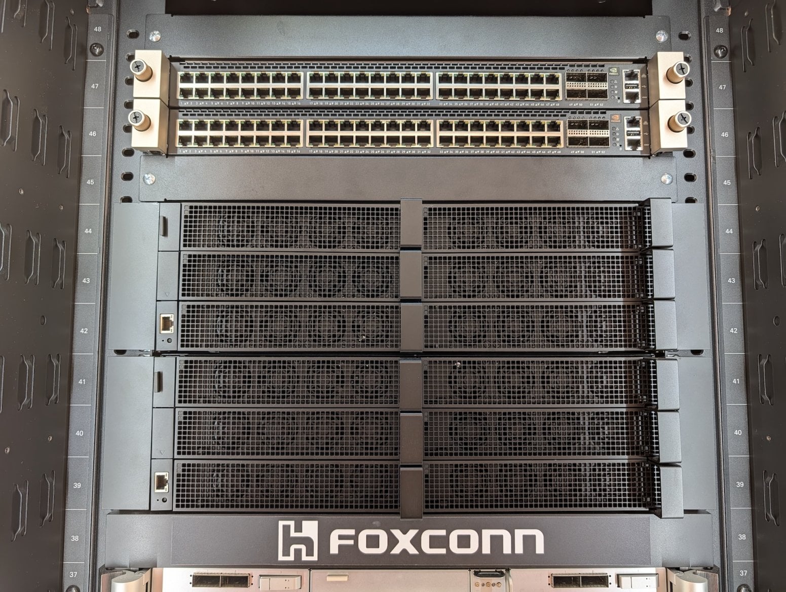 Servery a rack Nvidia Vera Rubin NVL72 od Foxconnu