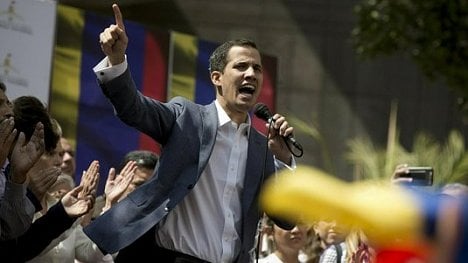 Náhledový obrázek - Guaidó vyhlásil ve Venezuele stav nouze. Prozatímní prezident vyzval k dalším demonstracím