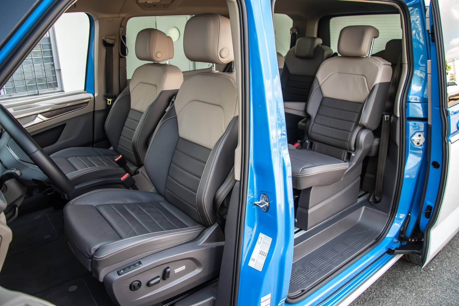 2022-05-vw-multivan-35.jpg