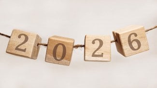 Kostky s čísly, které dávají dohromady rok 2026.