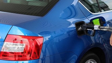 Náhledový obrázek - Auta na CNG jsou ke klimatu šetrnější než elektromobily, vyplývá ze studie od FIA