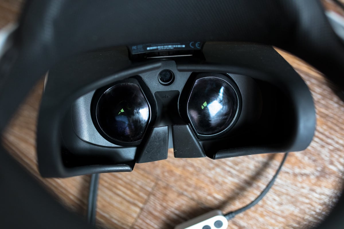 Fotogalerie PlayStation 4 PRO, VR set a Sony Bravia 4K model