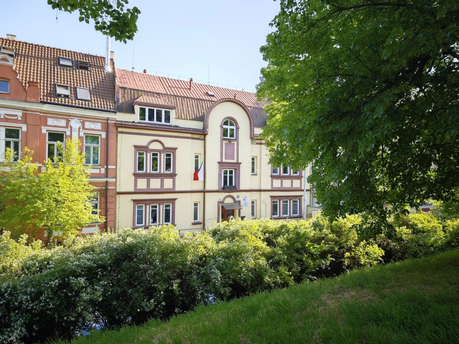 Hlavní 50Mpx fotoaparát