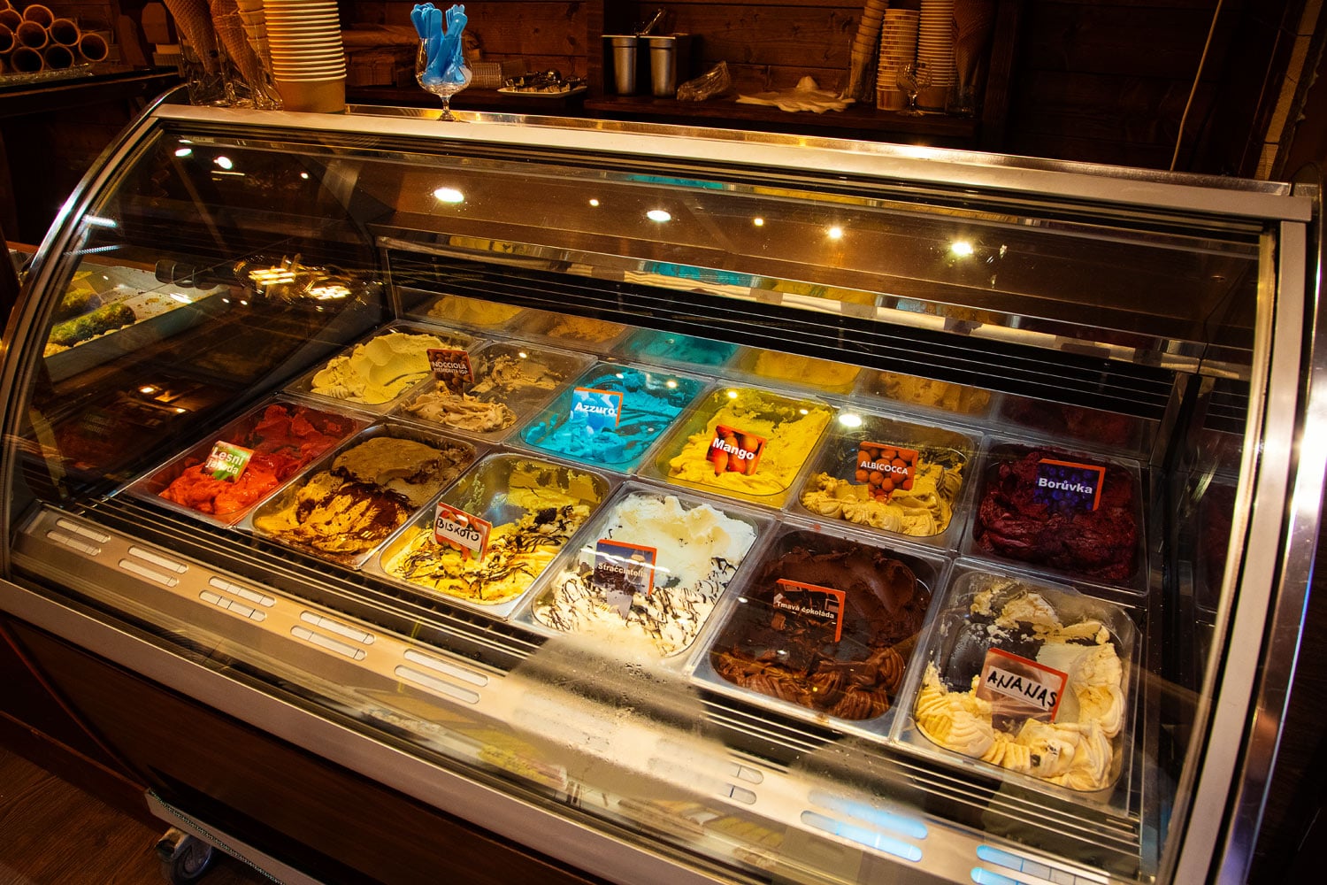 Nabídka zmrzliny začátkem července