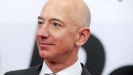 Náhledový obrázek - Bezos zažívá rekordní rok. Stane se prvním dolarovým bilionářem?