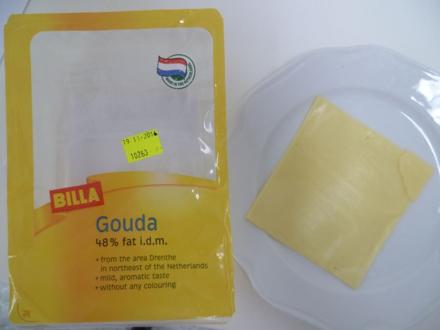 GOUDA - POLOTVRDÝ ZREJÚCI PLNOTUČNÝ SYR / GOUDA SCHEIBEN