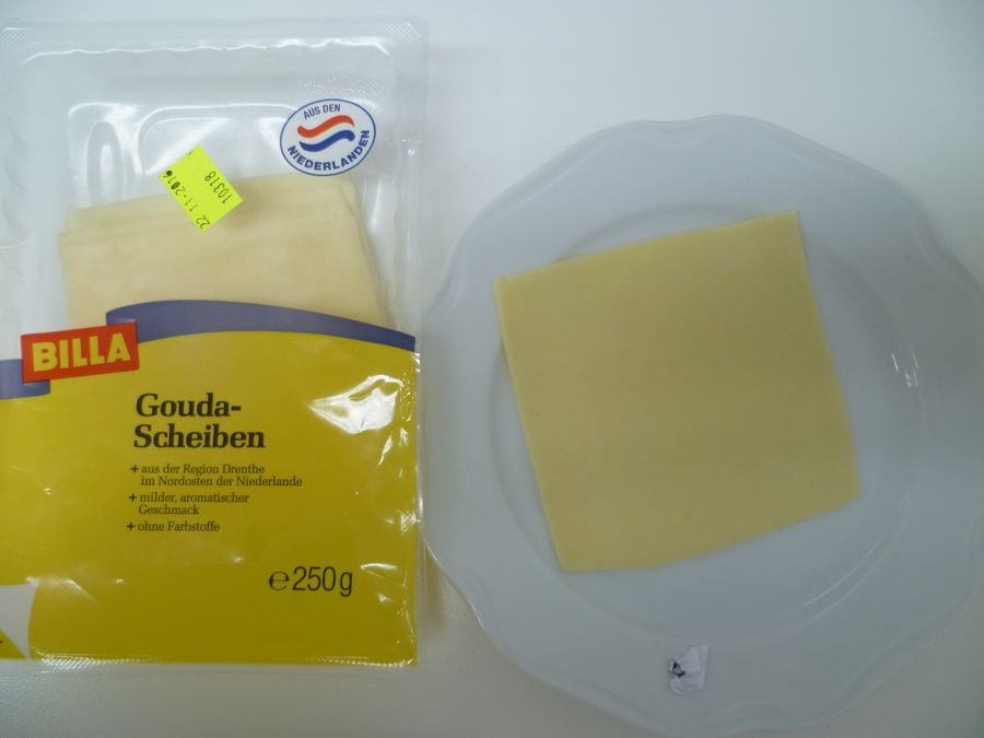 GOUDA - POLOTVRDÝ ZREJÚCI PLNOTUČNÝ SYR / GOUDA SCHEIBEN