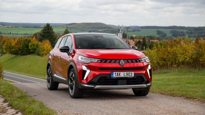 Test Renault Symbioz: S novým hybridem jezdí svižně a se spotřebou legendárního té-dé-íčka