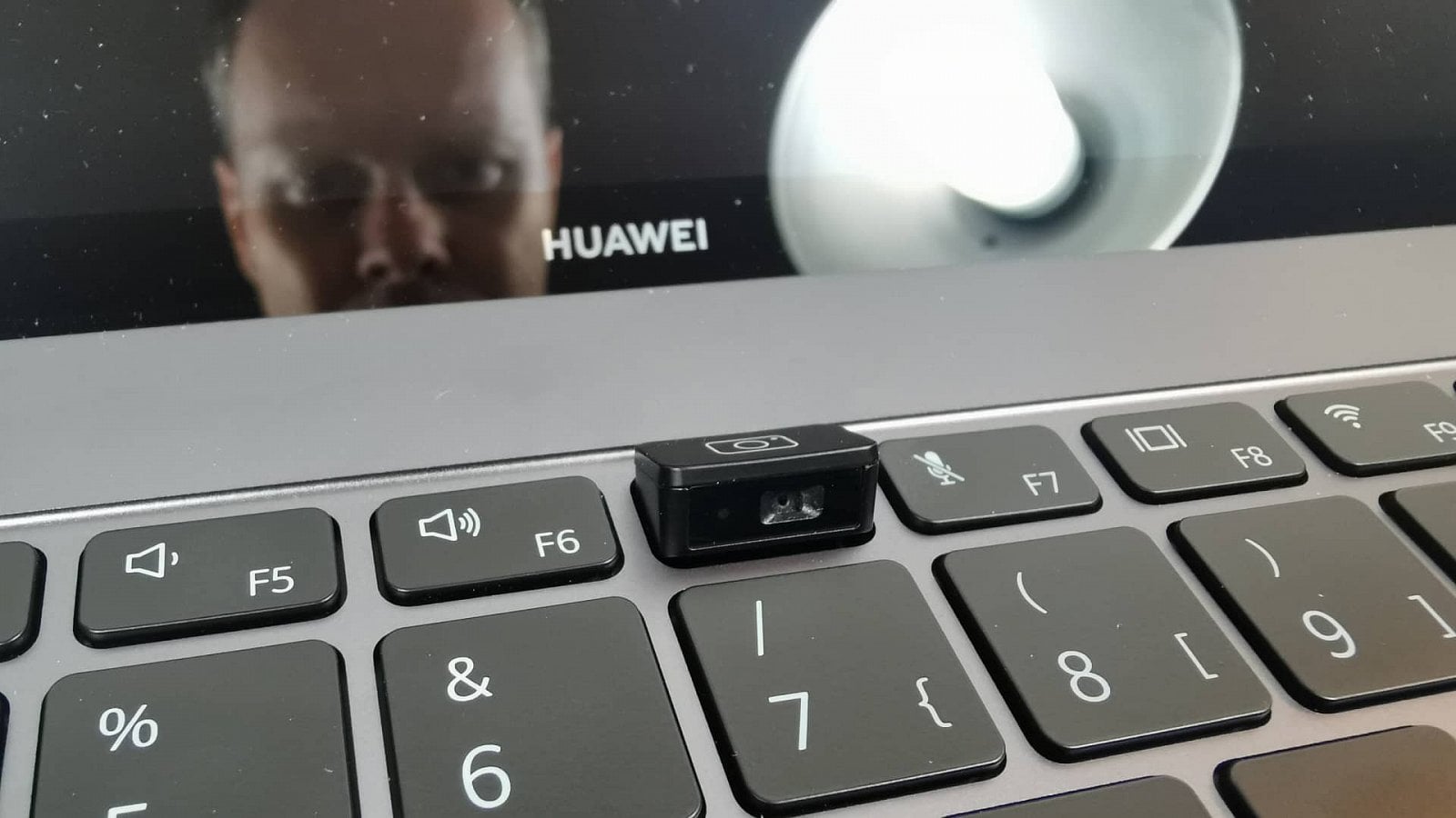 2020-08-Huawei-MateBook-X-Pro-obr11.jpg