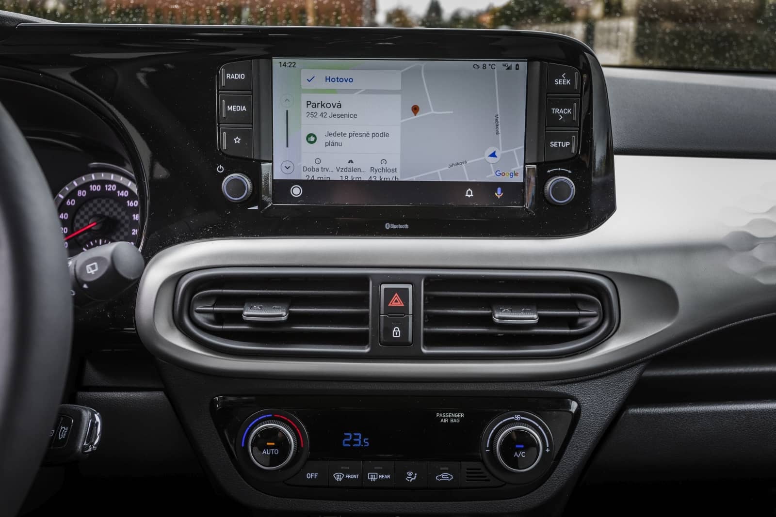 2020-06-infotainment.jpg