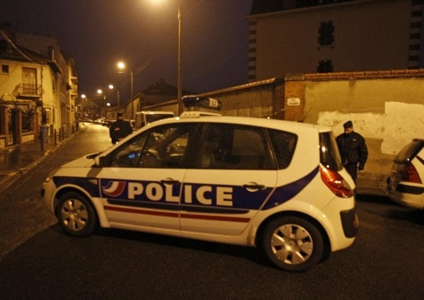 2013-04-policie-obklc3adc48dila-stc599elce-z-tolouse-3.jpg