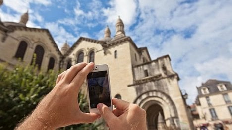 Náhledový obrázek - Fotky z mobilů budou ještě lepší. Vědci navrhli chytrý zoom