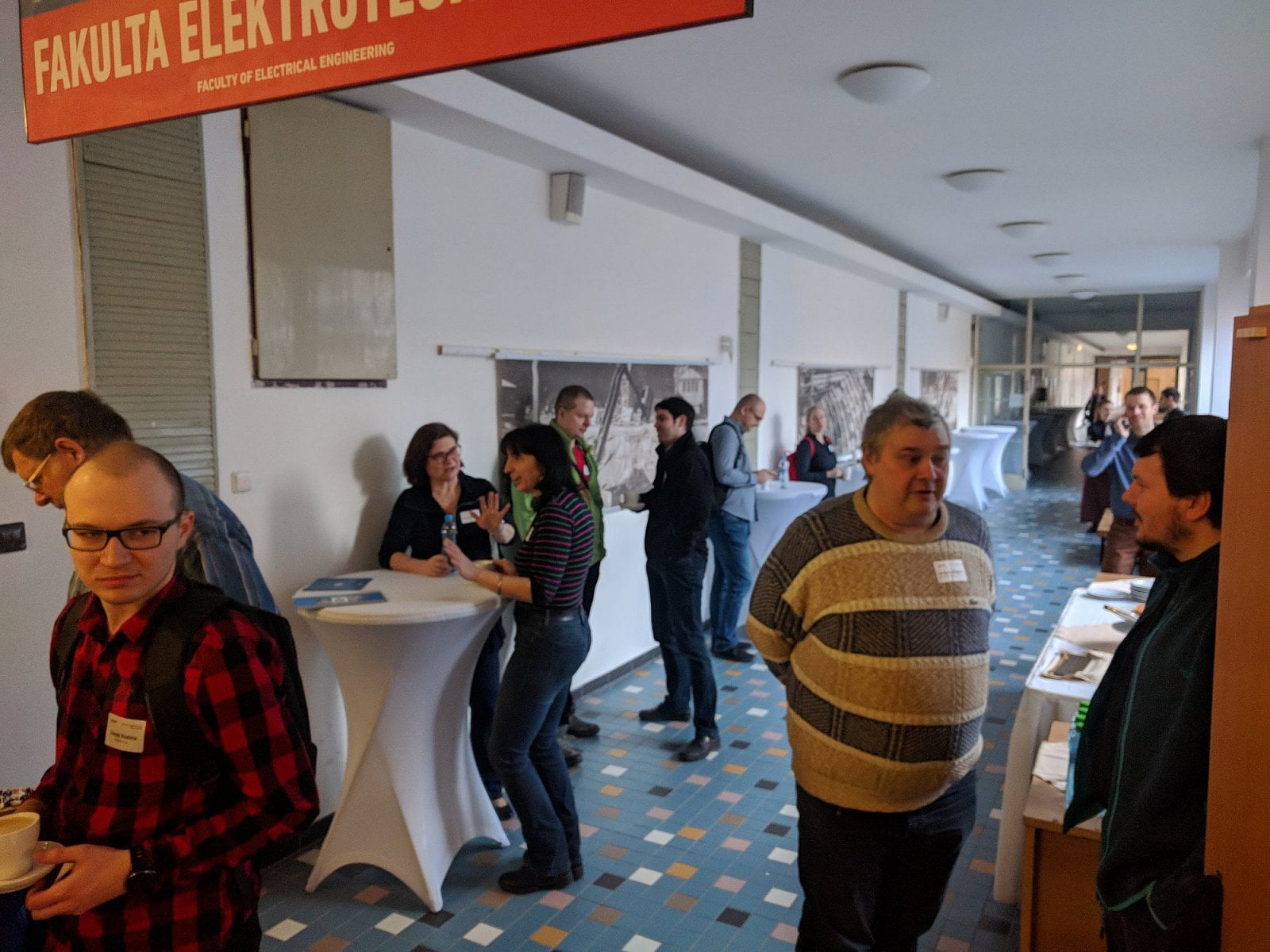 Seminář o bezpečnosti sítí a služeb (2018)