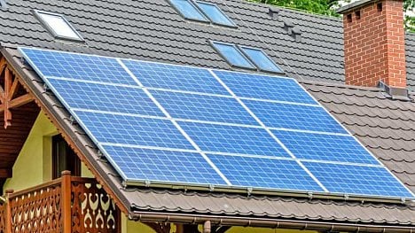 Náhledový obrázek - Polovina střech ve Švýcarsku by mohla vyrábět energii ze slunce. Pokryly by 40 procent spotřeby