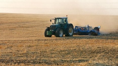 Náhledový obrázek - Vláda schválila kompenzace za sucho. Zemědělci dostanou dvě miliardy korun