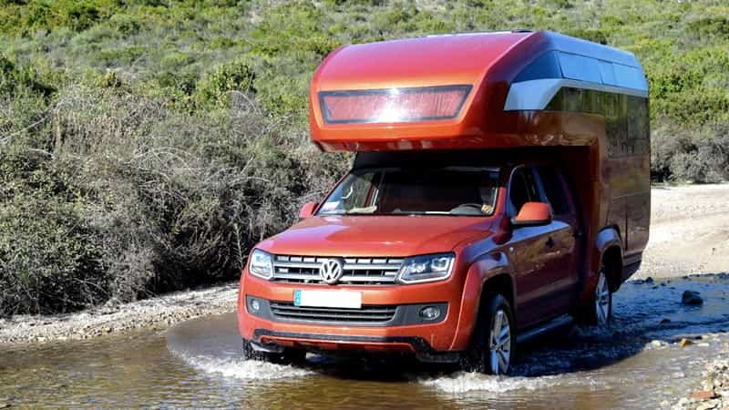 Je vám Volkswagen Amarok Canyon málo? Tak si pořiďte stylovou obytnou verzi