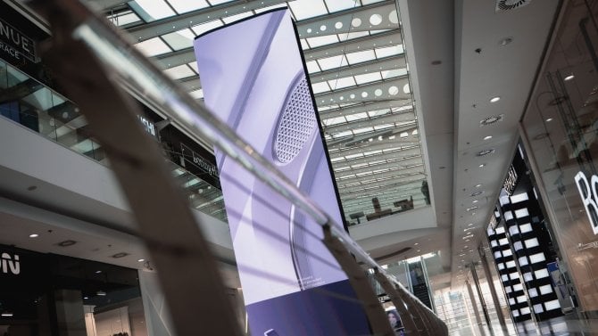 nejvyšší indoor LED obrazovka v Evropě, OC Smíchov, Praha. Samsung