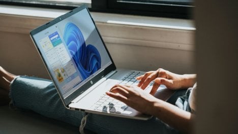 Windows 11 půjdou konečně kompletně přeinstalovat z cloudu. Stáhnou si systém i ovladače