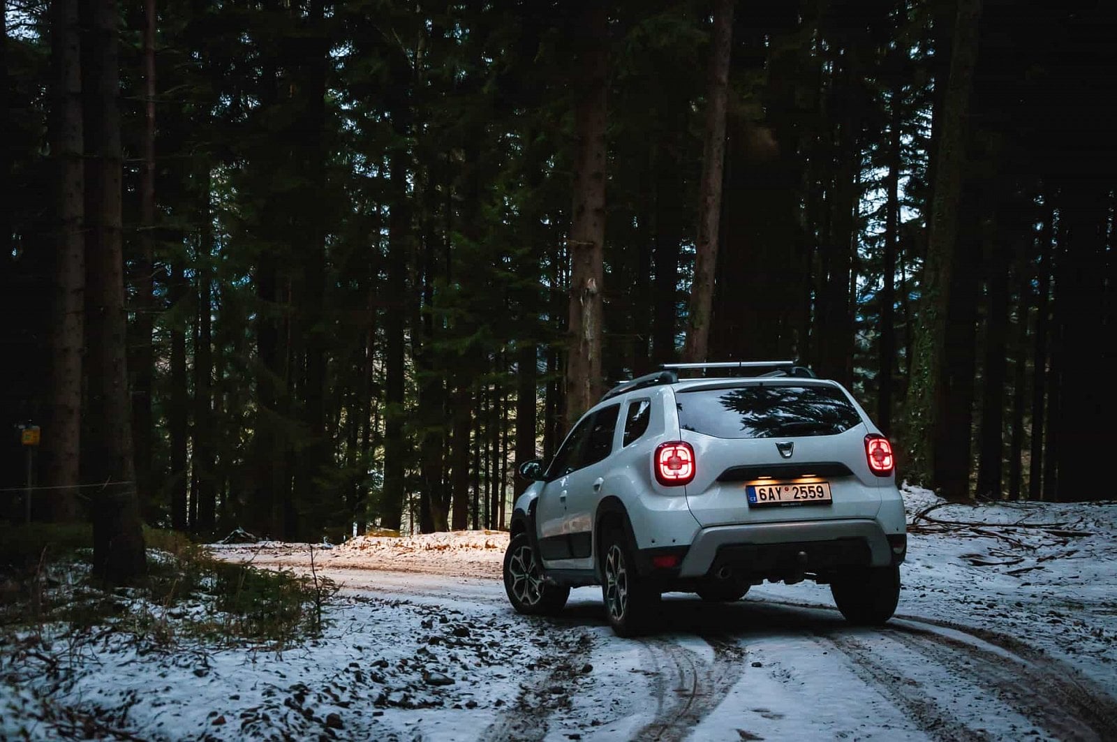 2019-01-Dacia-Duster-sumava-17.jpg