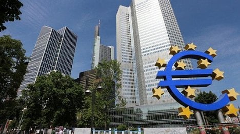 Náhledový obrázek - ECB by mohla ukončit program nákupu dluhopisů