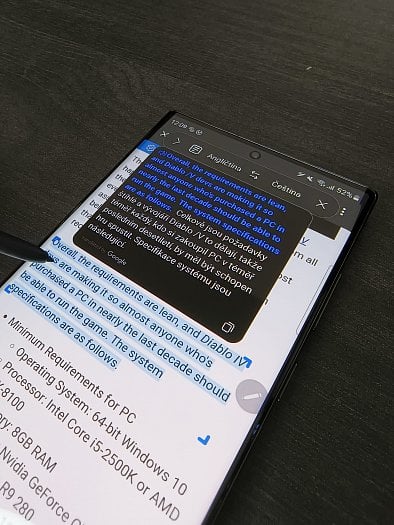 Praktické je hlavně automatické překládání textu najetím S Pen (zdroj: Cnews)