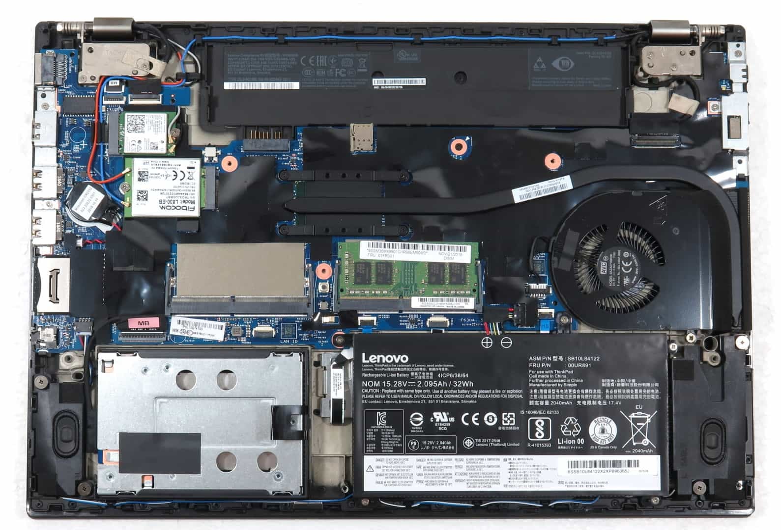 2019-03-ThinkPad-T580-hardware-1.jpg