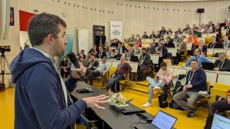 Ondřej Caletka na setkání CSNOG 2025 ve Zlíně