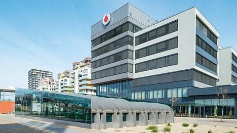 Náhledový obrázek - Sídlo Vodafonu koupili Arabové. Vyhlížejí další investice