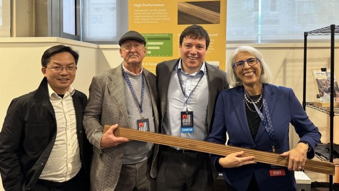 Superdřevo, které zastaví i kulku. Společnost InventWood vyvinula unikátní materiál kombinující ekologii a odolnost