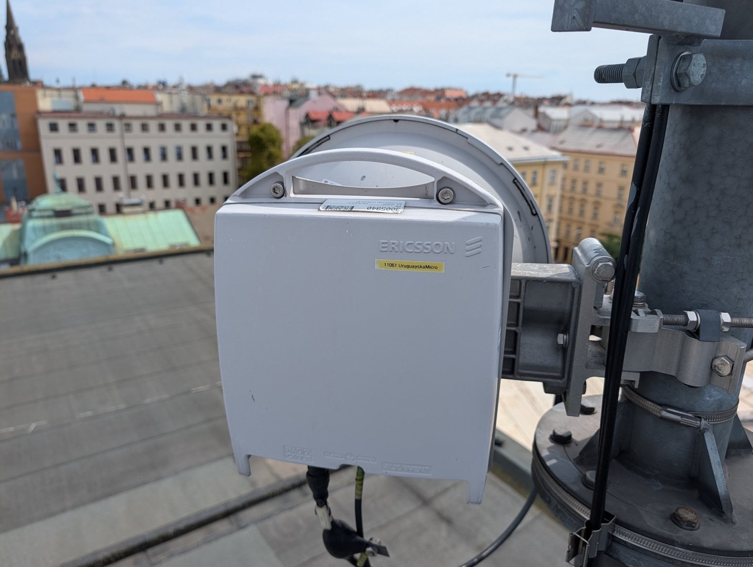 Mobilní 5G vysílač T-Mobilu na Londýnské v Praze